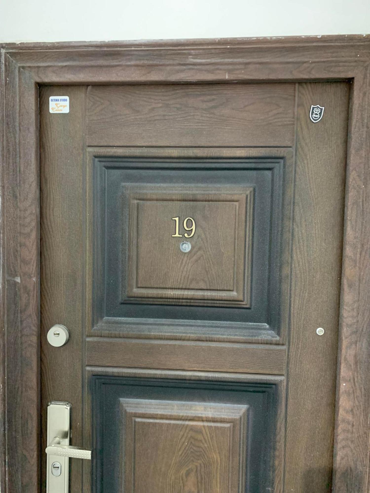 Oltenia Studio George Enescu Craiova Exterior foto
